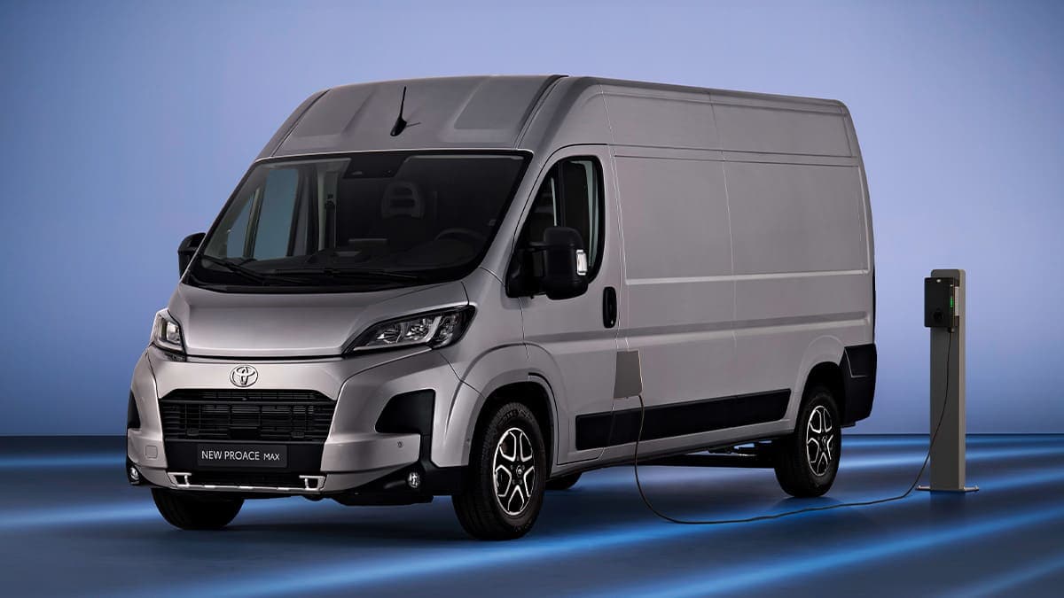 Yeni Toyota Proace Max: Elektrikli Ticari Araç Serisi Tanıtıldı
