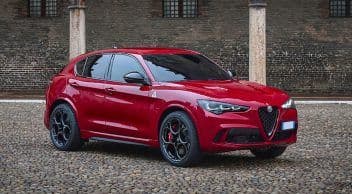 2024 Alfa Romeo Stelvio Fiyatı, Özellikleri ve Donanım Paketleri