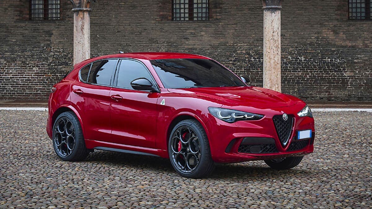 2024 Alfa Romeo Stelvio Fiyatı, Özellikleri ve Donanım Paketleri