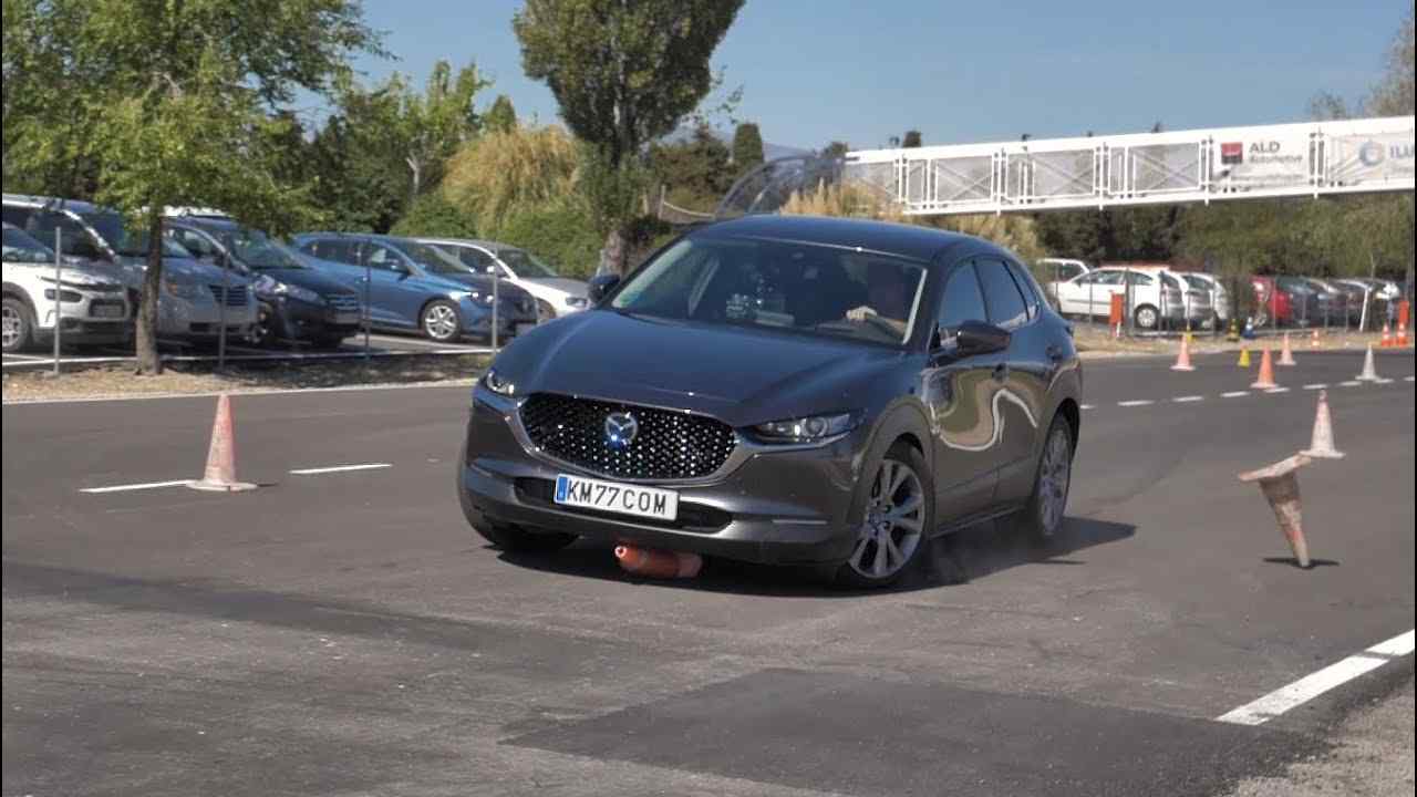2020 Mazda Cx-30 Yol Tutuş Testi 1 2020 Mazda Cx-30 Yol Tutuş Testi