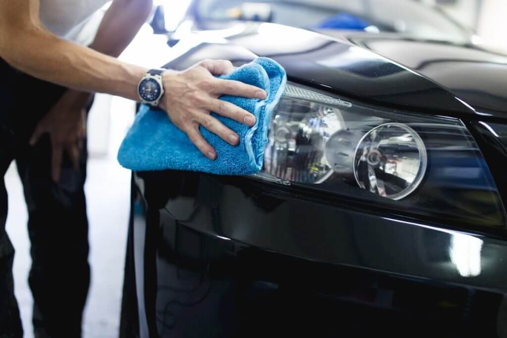 Araba Farı Temizleme, Parlatma İşlemi Nasıl Yapılır?