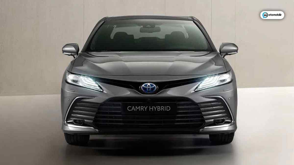 Makyajlı 2021 Toyota Camry Hybrid Fiyatı ve Özellikleri