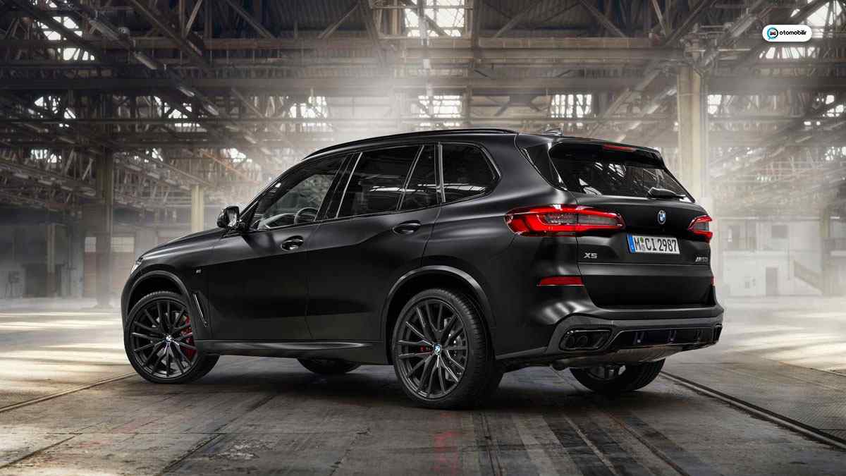 2022 Bmw X5 Black Vermilion Özellikleri 3 2022 BMW X5 BLACK VERMILION Özellikleri Açıklandı