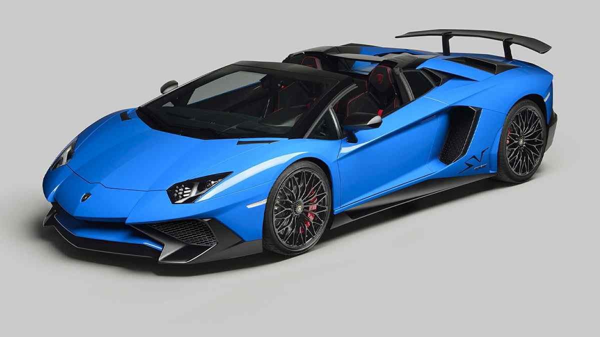 Türkiye'deki En Pahalı 20 Otomobil 17 2017 Lamborghini Aventador SV