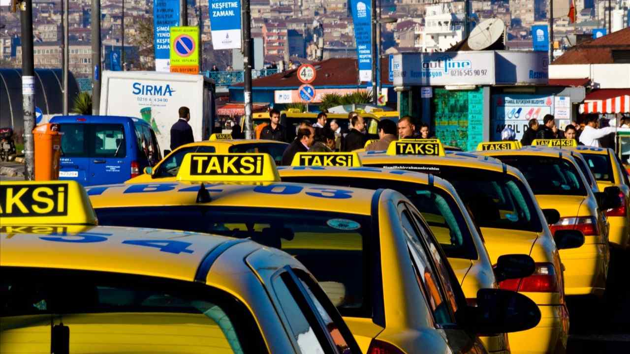 İstanbul'daki Yeni Taksi Sistemi Açıklandı 3 İstanbul'daki Yeni Taksi Sistemi Açıklandı