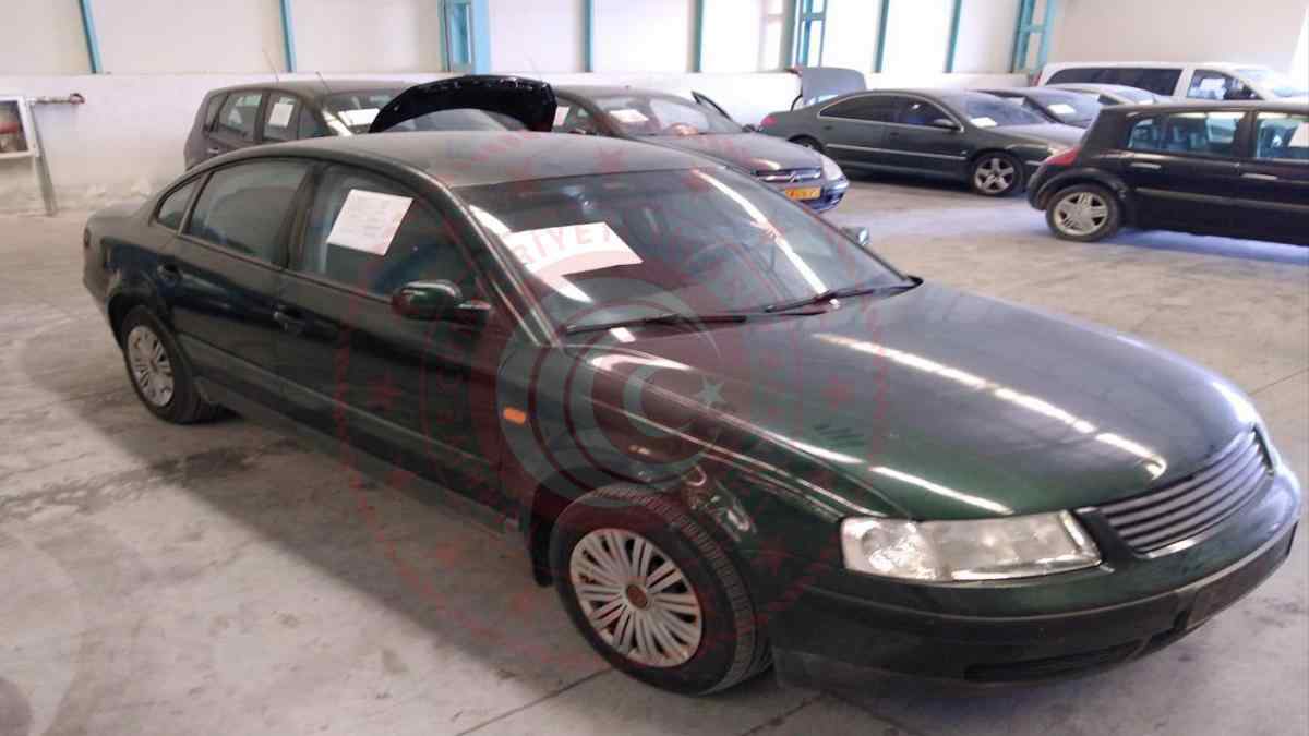 1997 model Volkswagen Passat