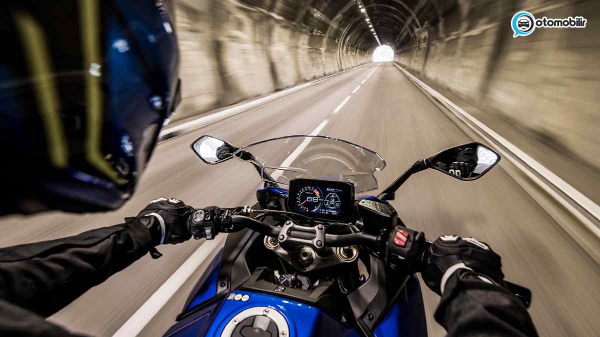 Suzuki Gsx-S1000Gt Özellikleri ve Fiyatı Açıklandı 10 Suzuki GSX-S1000GT