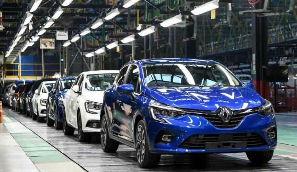 Renault Moskova'daki Fabrikasında Üretimi Durduruyor