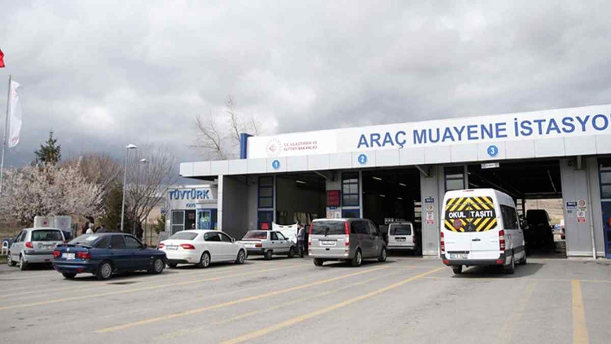 Tüvtürk'ten Araç Sahiplerine Önemli Uyarı 2 TÜVTÜRK'ten Araç Sahiplerine Önemli Uyarı