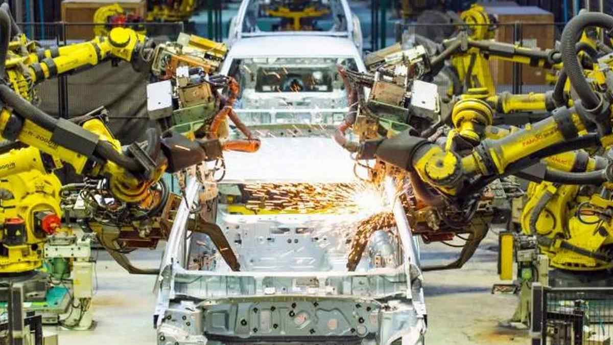 Renault Tepkilerin Ardından Üretimi Durdurdu