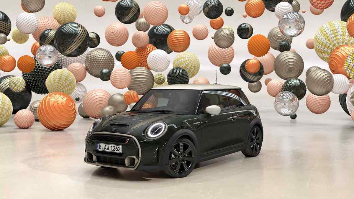 Yenilenen Mini Versiyonları Mayıs'ta Türkiye'de 2 Yenilenen MINI Versiyonları Mayıs'ta Türkiye'de