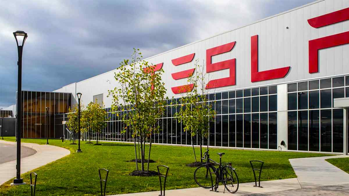 Tesla Almanya'daki Fabrikası İçin Onay Aldı