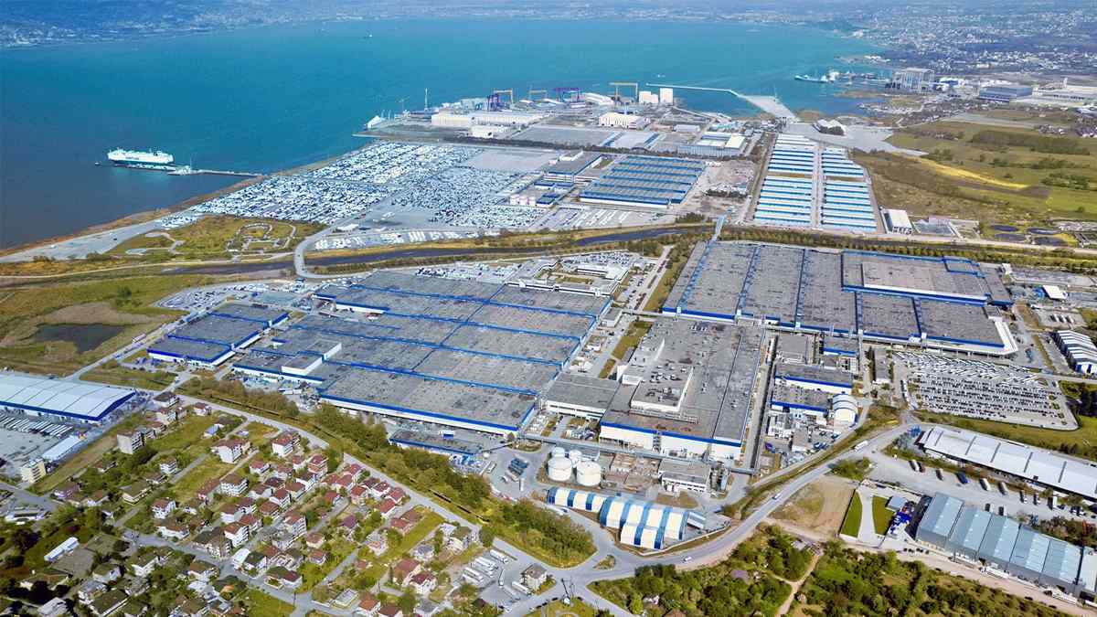 Ford Otosan Romanya'da Fabrika Aldı 3 Ford Otosan Romanya'da Fabrika Aldı
