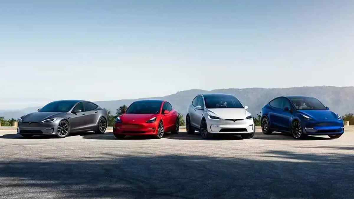 Tesla Otomobil Fiyatlarına Zam Yaptı