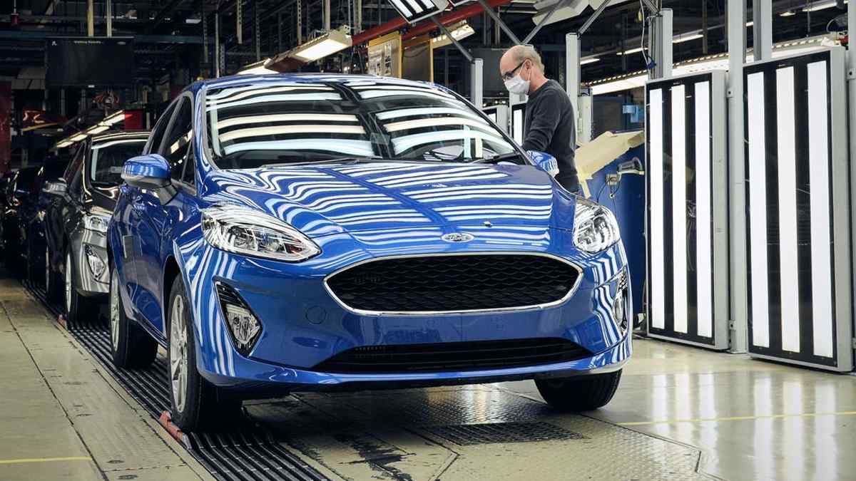 Ford Avrupa'daki Üretimine Ara Veriyor