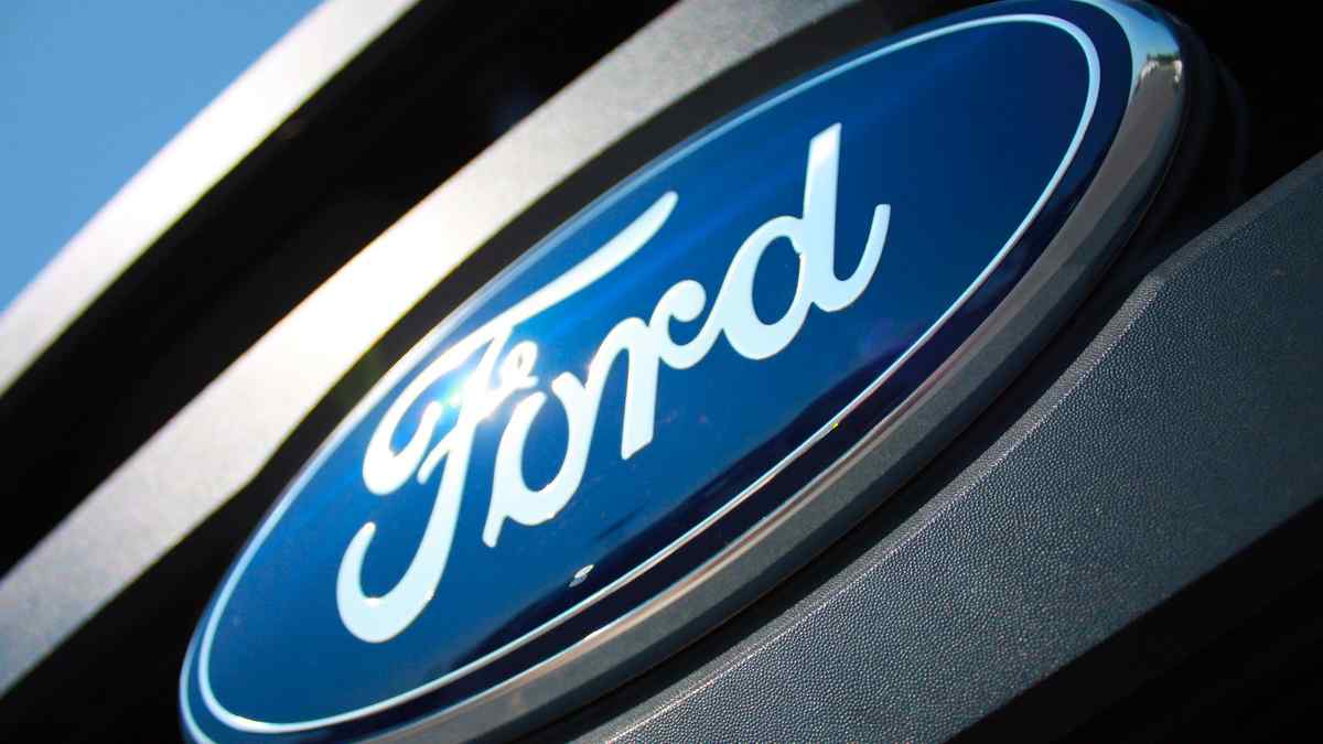 Ford Yüz Binlerce Aracını Geri Çağırıyor