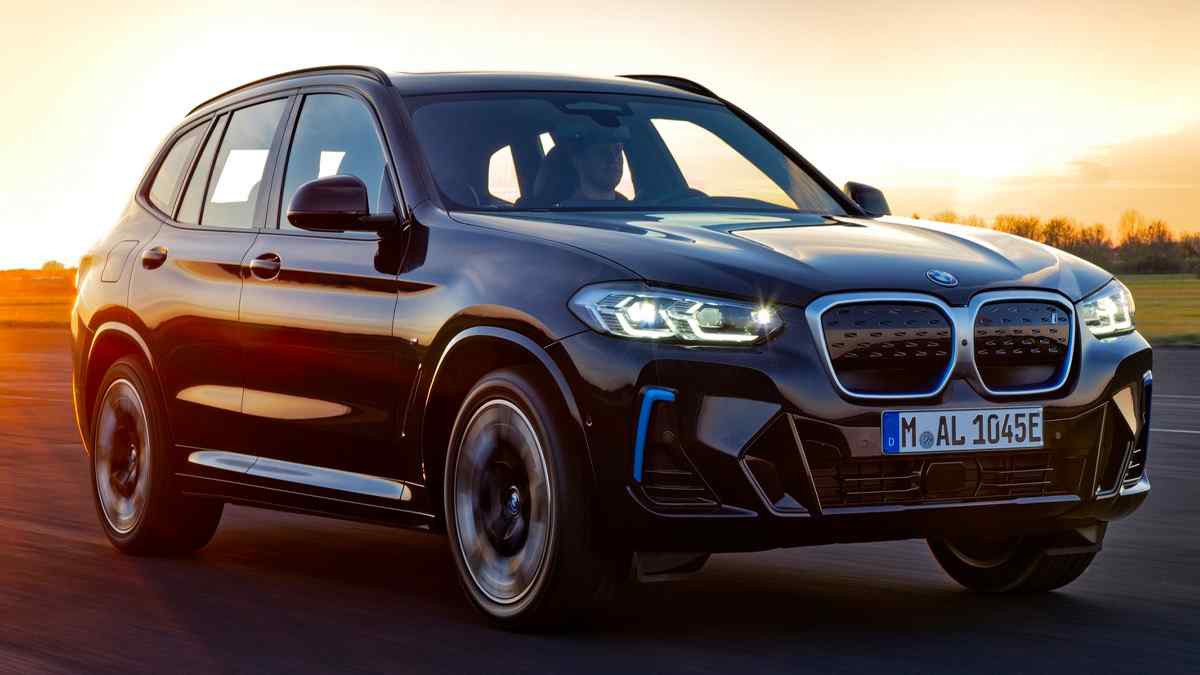 Türkiye'de Satılan Elektrikli Araçların Fiyatları ve Menzilleri 10 BMW ix3