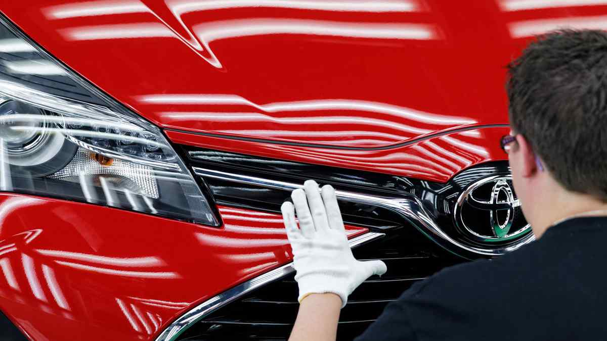 Toyota Türkiye Ceo'su: Ötv Muafiyetli Yoğun Alım Yapıldı 3 Toyota Türkiye CEO'su: ÖTV Muafiyetli Yoğun Alım Yapıldı