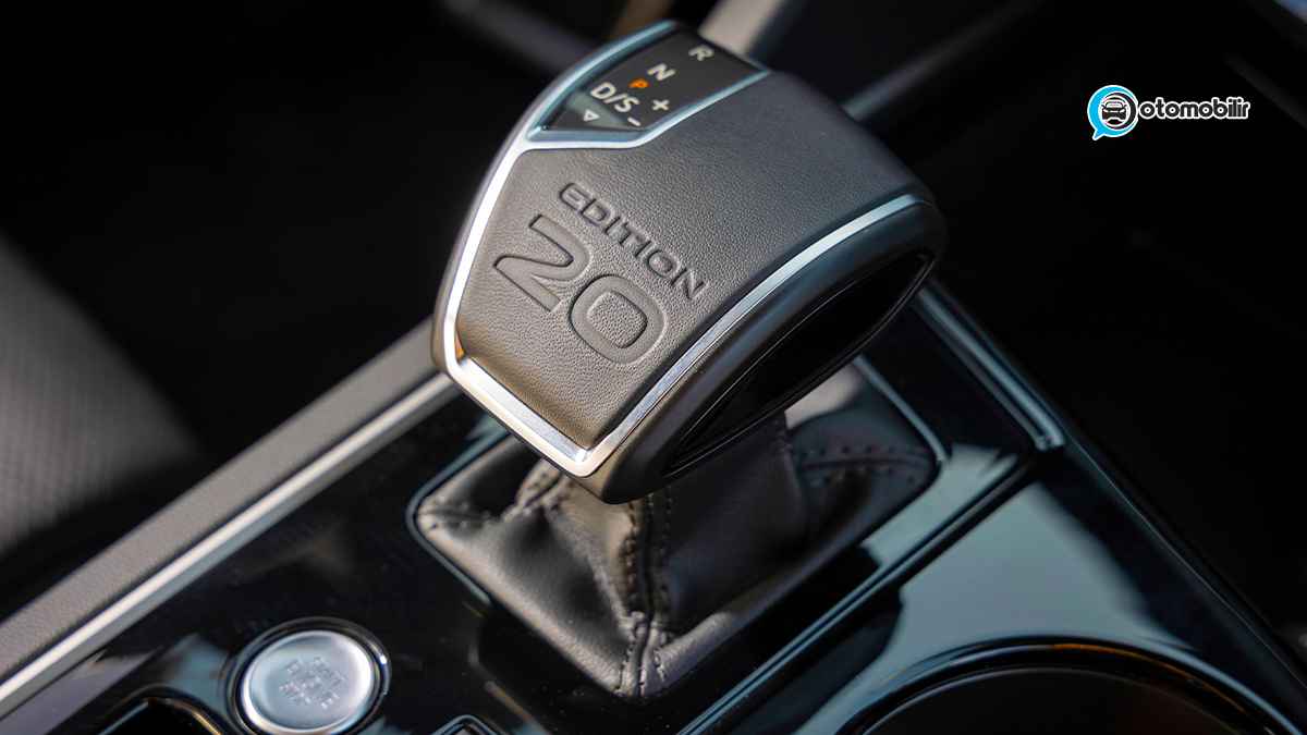 Volkswagen Touareg Edition 20 Tanıtıldı: İşte Fiyatı ve Özellikleri 8 Volkswagen Touareg Edition 20