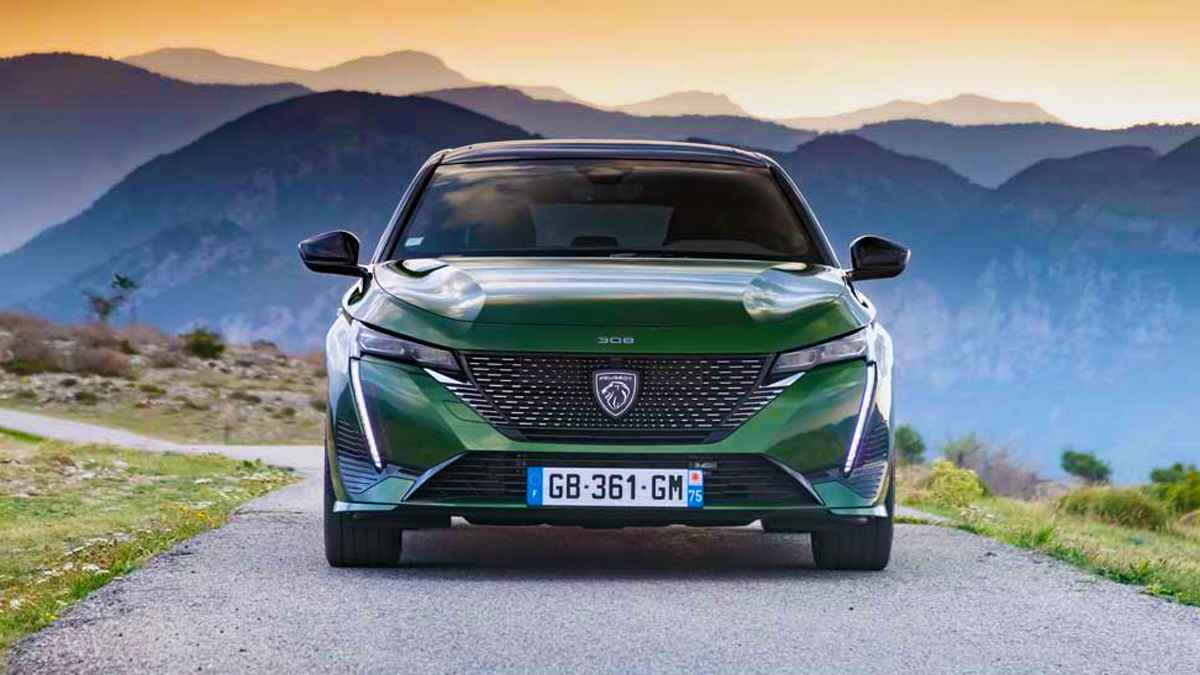 Peugeot'un Yeni Logosu İlk Kez 308 Modeliyle Geliyor! 3 Peugeot'un Yeni Logosu İlk Kez 308 Modeliyle Geliyor!
