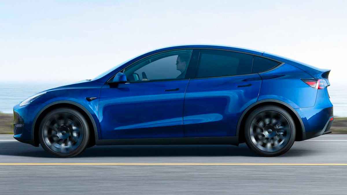 Elektrikli Otomobiller %0 Şarjla Kaç Kilometre Gidebilir? 9 Tesla Model Y Long Range