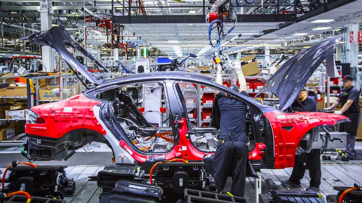 Tesla Araç Başına Üretim Maliyetlerini Rekor Seviyede Düşürdü 2 Tesla Araç Başına Üretim Maliyetlerini Rekor Seviyede Düşürdü