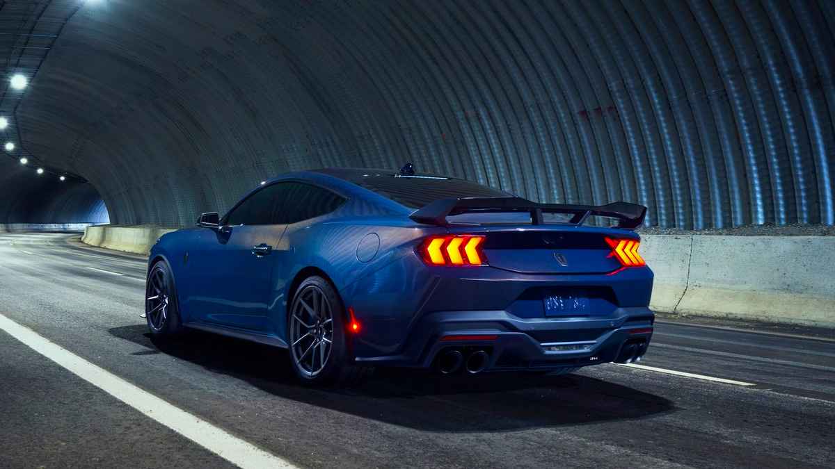 Yeni Ford Mustang Tanıtıldı: İşte Özellikleri 8 Yeni Ford Mustang