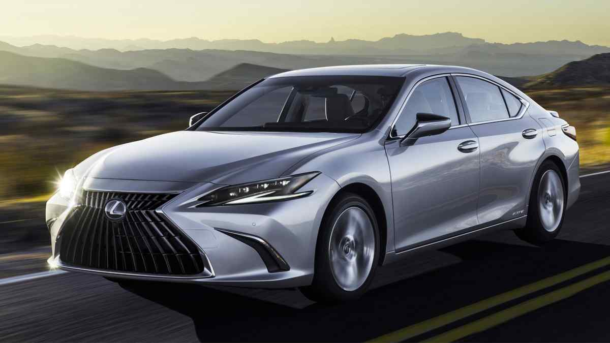 Lexus ES 2022 fiyat listesi