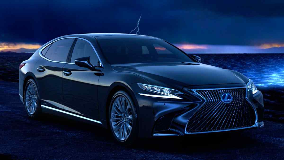Lexus LS Hybrid 2022 fiyat listesi