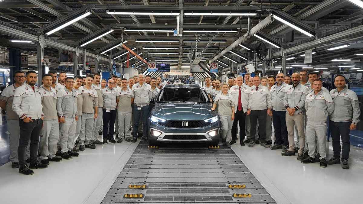 Tofaş Fabrikasında 1 Milyonuncu Fiat Egea Üretildi