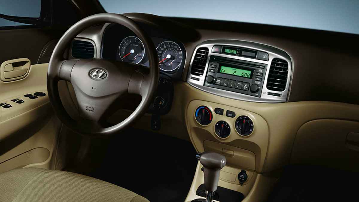 2006 ile 2012 Yıllarında Üretilen ve Satılan Hyundai Accent Era'nın Özellikleri 5 Hyundai Accent Era fiyatları, fiyat listesi, motor seçenekleri, otomobilir