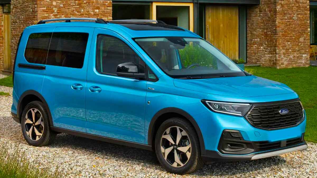 Yeni Ford Tourneo Connect Fiyatı ve Özellikleri Açıklandı 3 Yeni Ford Tourneo Connect