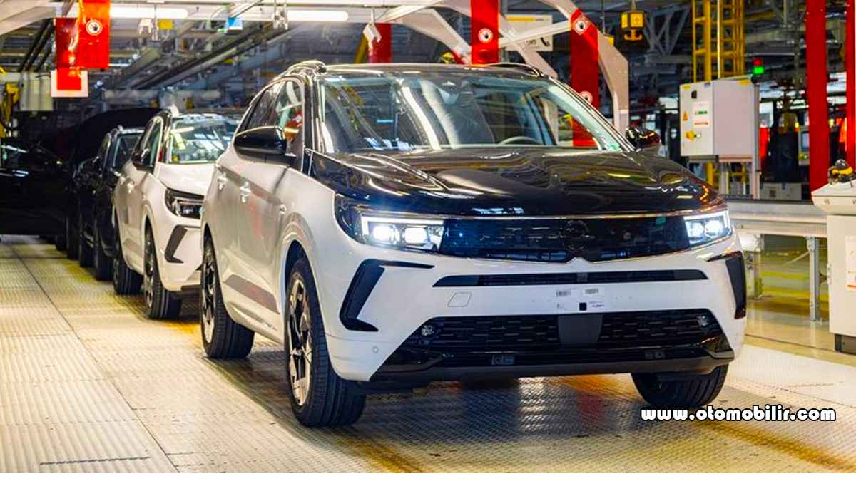 Opel Türkiye: Çip Krizi Bizim İçin Bitti, Lojistik Sorunu Başladı 4 Opel Türkiye: Çip Krizi Bizim İçin Bitti, Lojistik Sorunu Başladı