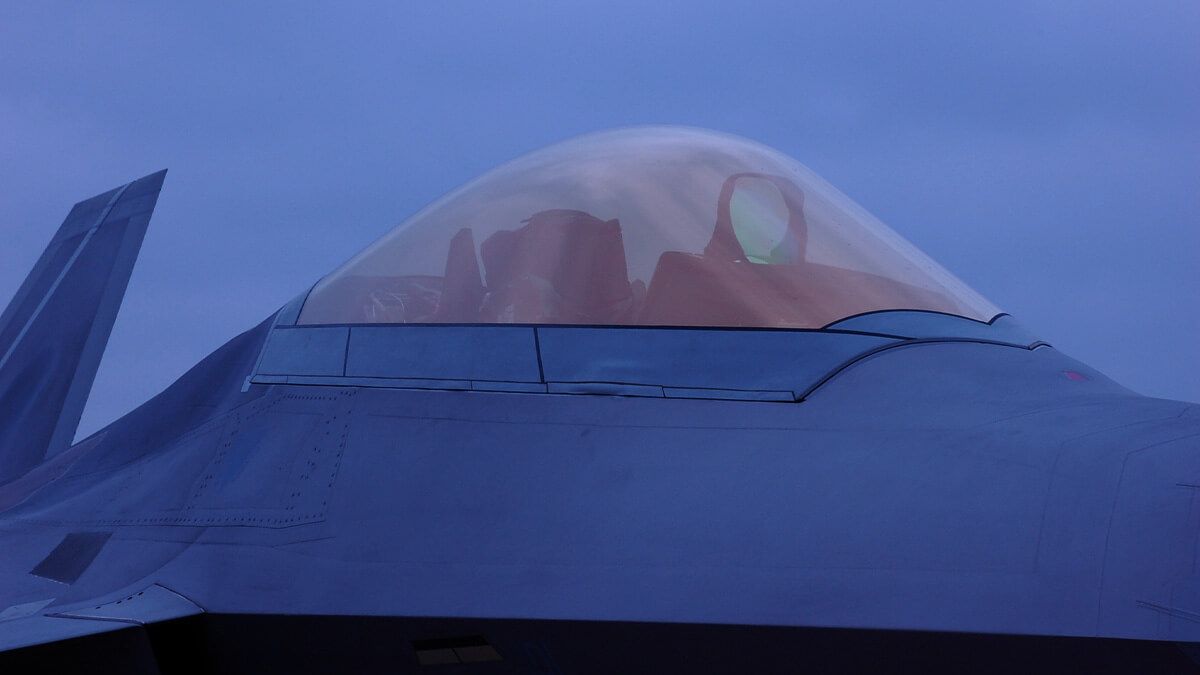 Abd, Sekizgen Şeklinde bir Ufo Düşürdüğünü Açıkladı 2 ABD Savaş Uçakları Tanımlanamayan Bir Nesneyi Düşürdü