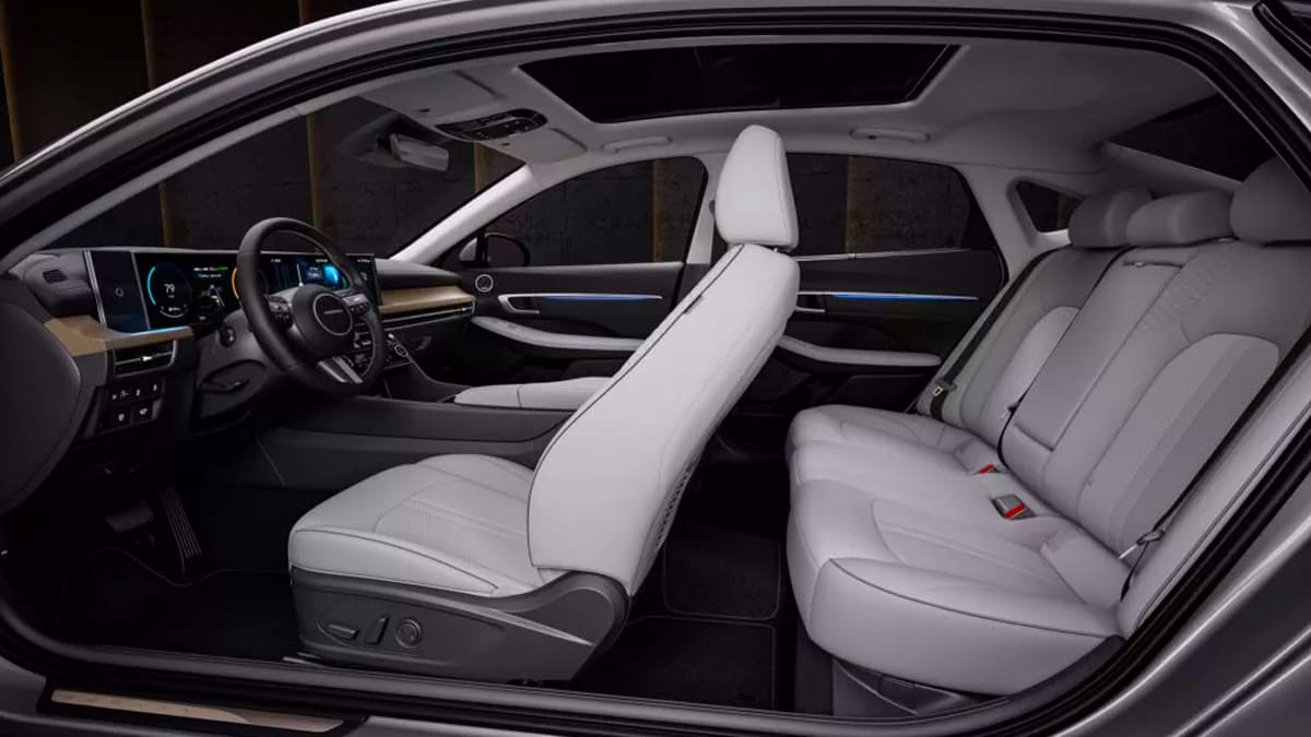 2024 Hyundai Sonata'nın Örtüsü Kaldırıldı 5 2024 Hyundai Sonata bagaj