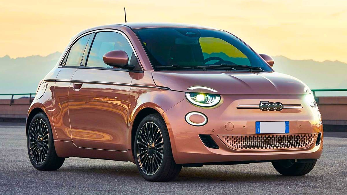 Tamamen Elektrikli Fiat 500e Türkiye'de Satışa Sunuldu