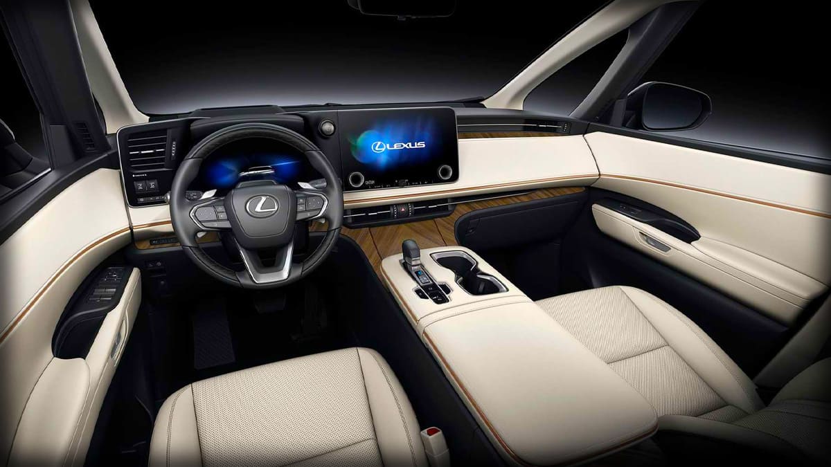 Lexus, Türkiye'de Satışa Sunacağı Yeni Modelini Tanıttı 3 Lexus, Yeni Modelini Tanıttı