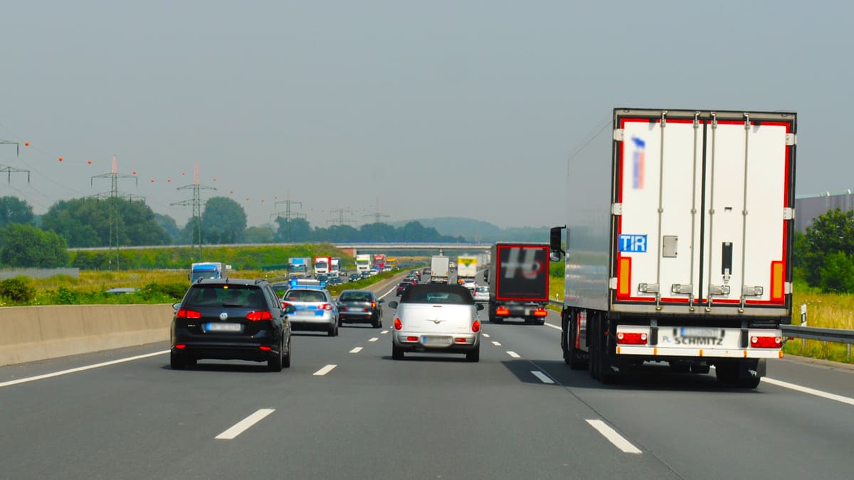 Mart Ayında Trafiğe Kaydı Yapılan Araç Sayısı Belli Oldu 3 Mart Ayında Trafiğe Kaydı Yapılan Araç Sayısı Belli Oldu