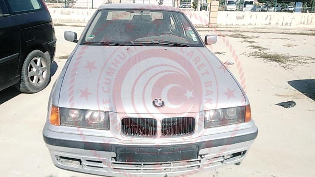 Gümrükte Satışa Çıkarılan Uygun Fiyatlı İkinci El Araçlar 3 1993 BMW 3.16i