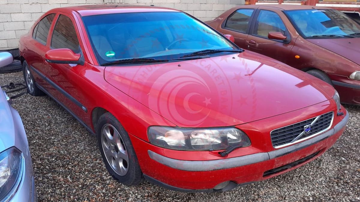 Gümrükte Satışa Çıkarılan Uygun Fiyatlı İkinci El Araçlar 5 2002 VOLVO S60