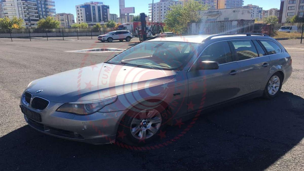 Gümrükte Satışa Çıkarılan Uygun Fiyatlı İkinci El Araçlar 21 2005 BMW 530d