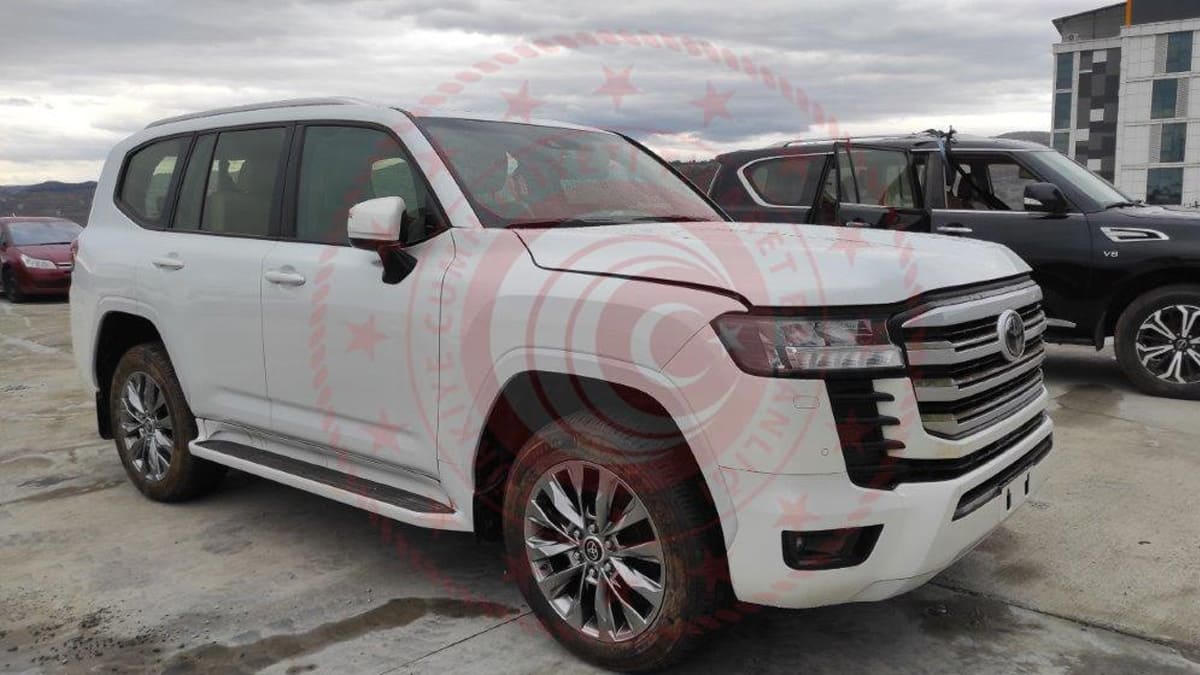 Gümrükte Satışa Çıkarılan Uygun Fiyatlı İkinci El Araçlar 26 2022 TOYOTA LAND CRUISER