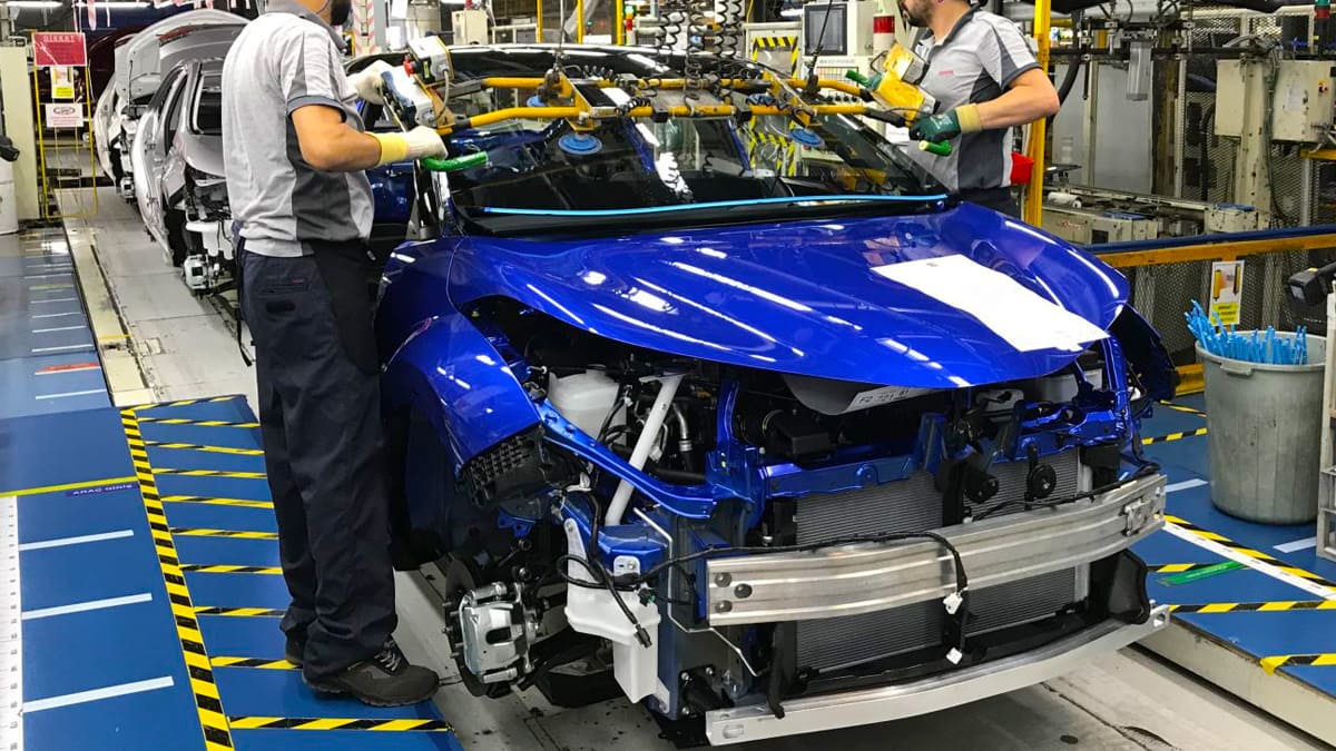 Toyota, Sebebi Bilinmeyen bir Arıza Sebebiyle Fabrikalarında Üretimi Durdurdu! 2 Toyota, Sebebi Bilinmeyen Bir Arıza Sebebiyle Fabrikalarında Üretimi Durdurdu