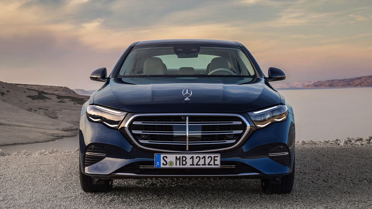 Yeni 2024 Mercedes E-Serisi Türkiye'de: İşte Fiyatı ve Özellikleri 2 Mercedes-Benz E-Serisi fiyat