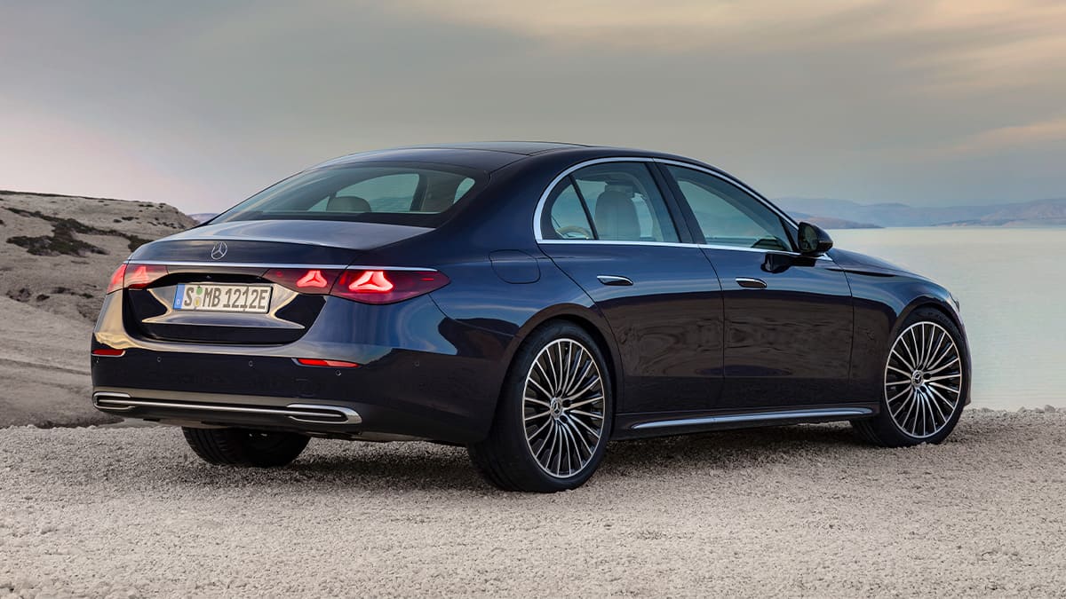 Yeni 2024 Mercedes E-Serisi Türkiye'de: İşte Fiyatı ve Özellikleri 9 Yeni Mercedes-Benz E-Serisi tasarım