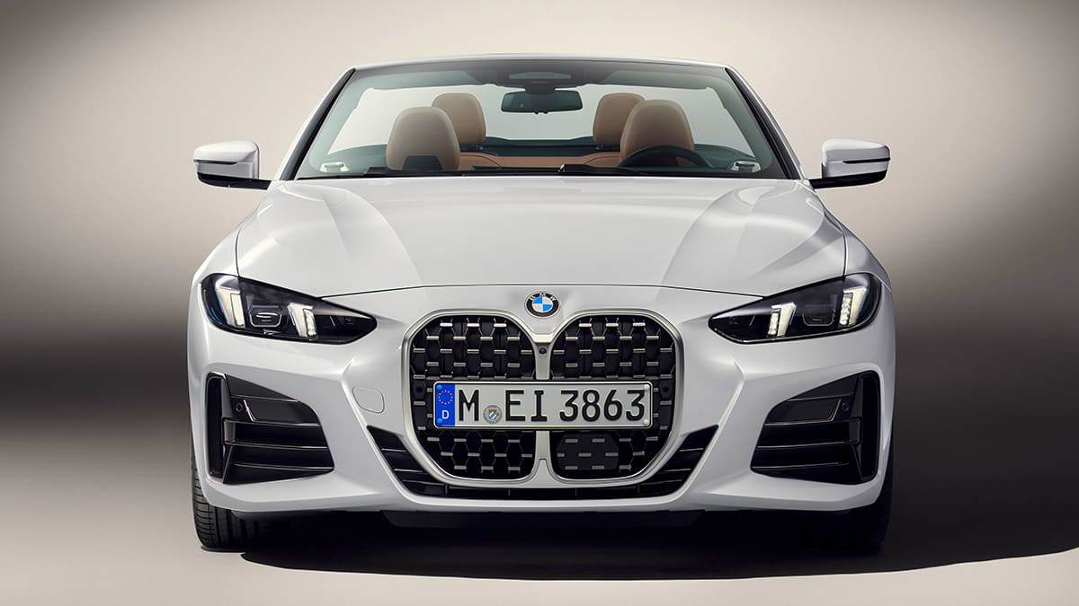 Makyajlı 2024 Bmw 4 Serisi Coupe ve Cabrio Tanıtıldı 8 2024 bmw 4 series cabrio ön
