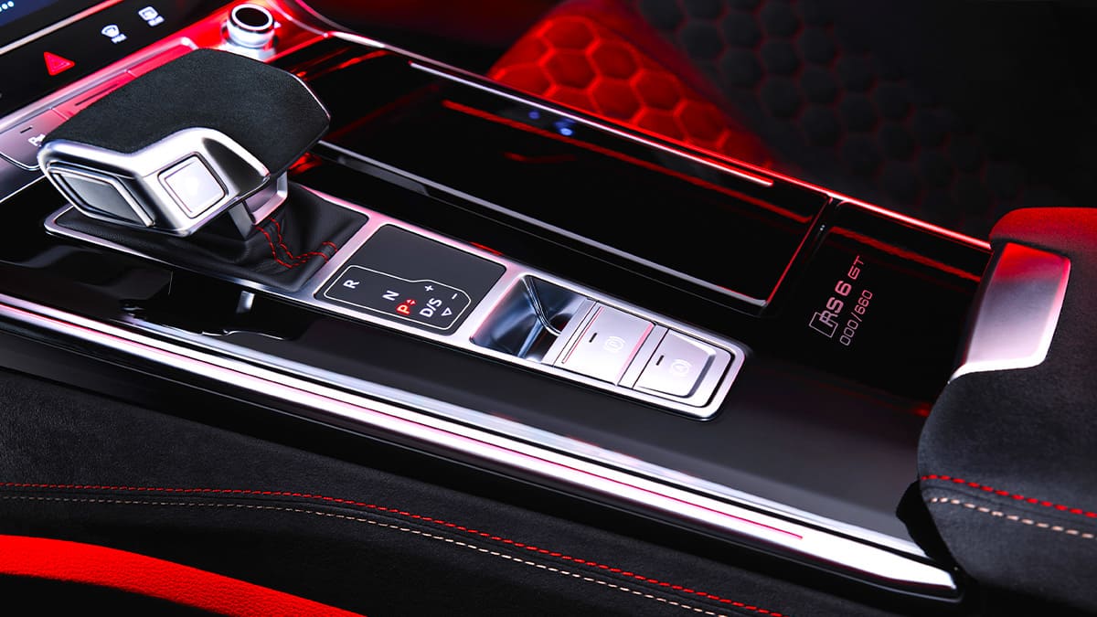 Efsanevi Rs Serisinin Yeni Üyesi: Audi Rs6 Avant Gt 10 Audi RS 6 Avant GT konsol