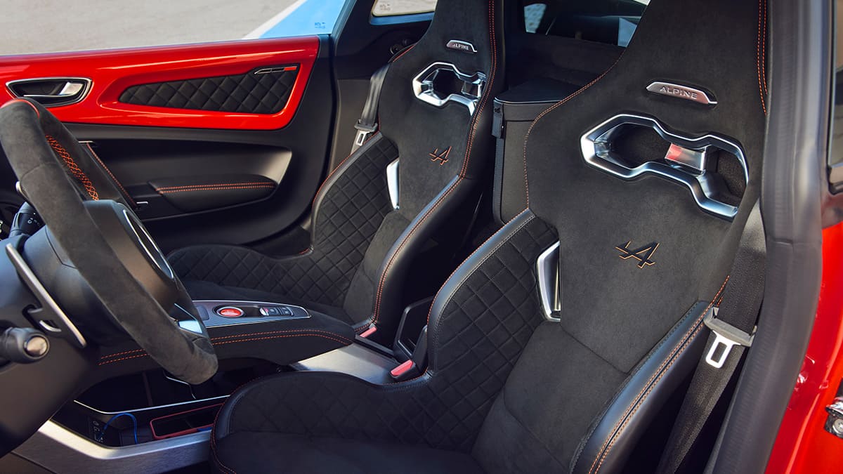 Alpine A110 Ailesi Türkiye'de: İşte Fiyatı ve Özellikleri 6 2024 Alpine A110 uzunluğu