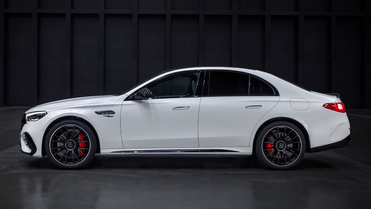 2024 Mercedes-Amg E53 Hybrid 4Matic+ Tanıtıldı 6 Mercedes-AMG E 53 HYBRID 2025