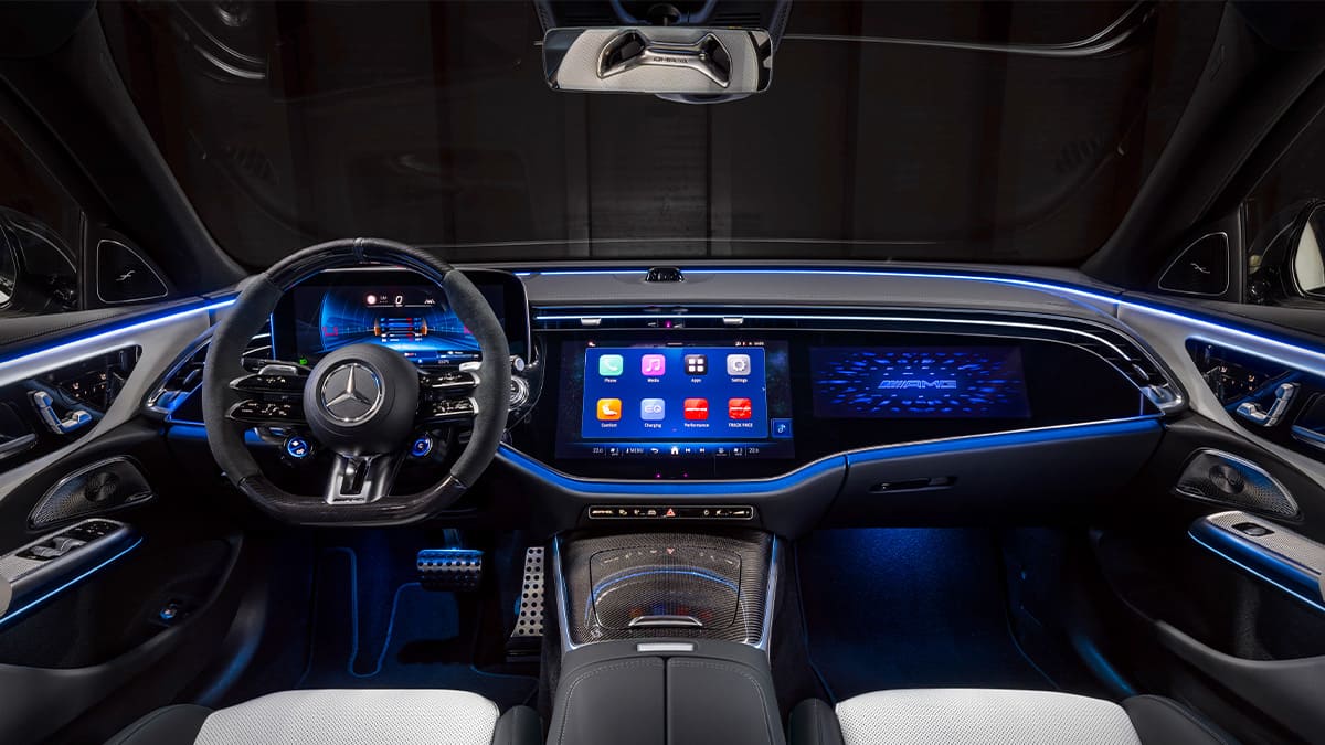 2024 Mercedes-Amg E53 Hybrid 4Matic+ Tanıtıldı 4 Mercedes-AMG E 53 HYBRID 4MATIC+kabin